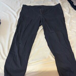 lululemon athletica Men's black Chinos 30” length